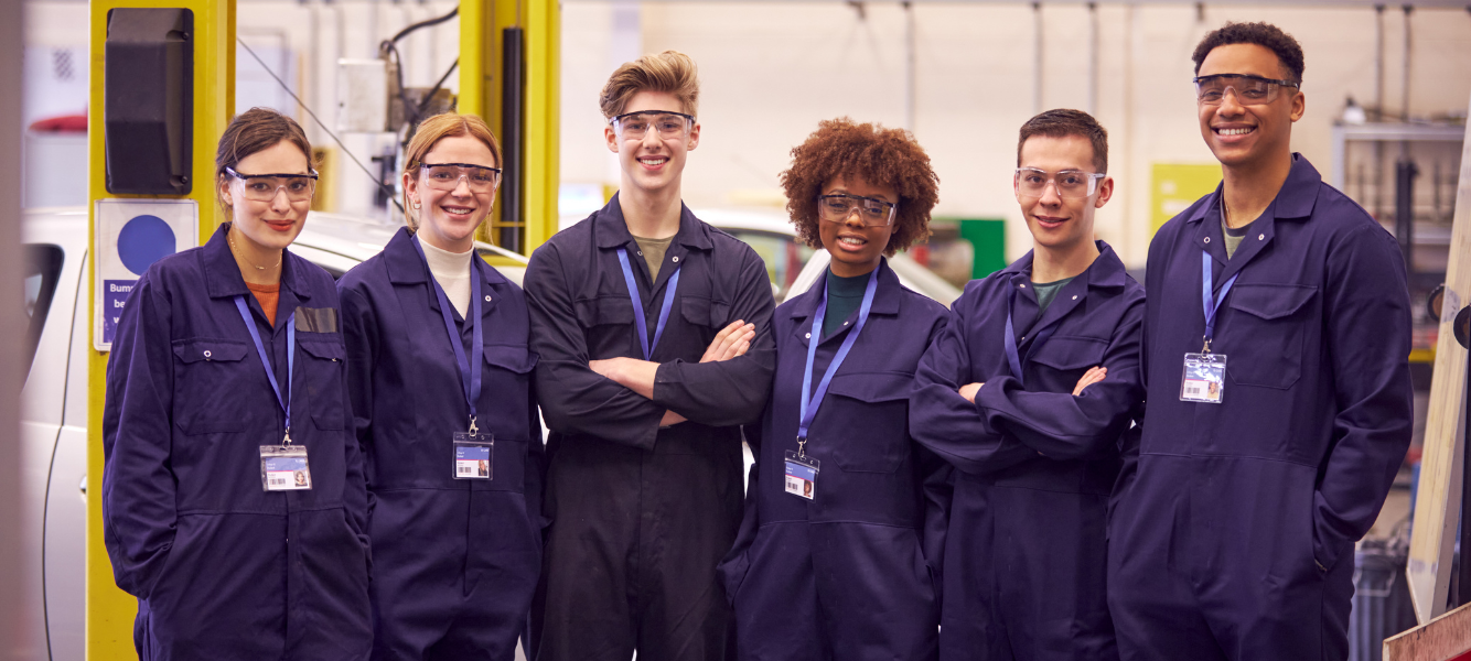 an image of six STEM apprentices on the stem apprenticeships blog